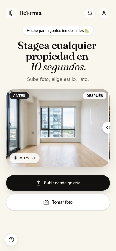 Mockup de la app de home staging con IA en un iPhone